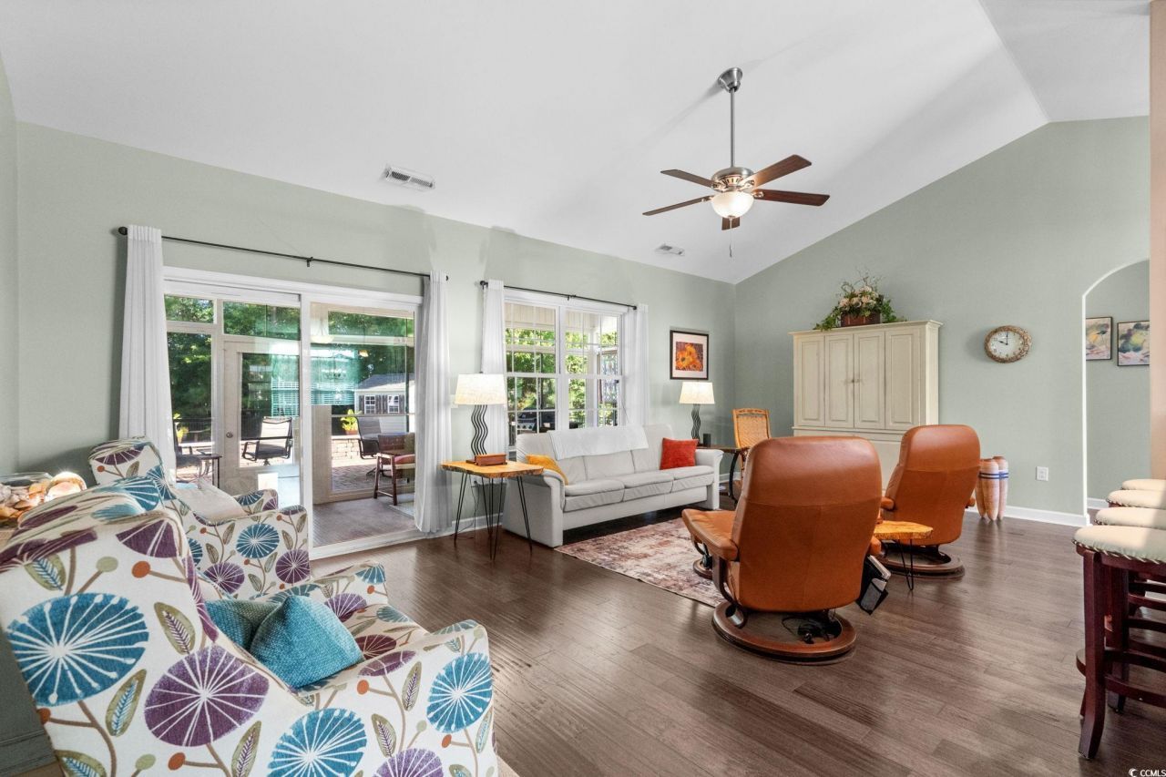 210 Belclare Way Photo 8