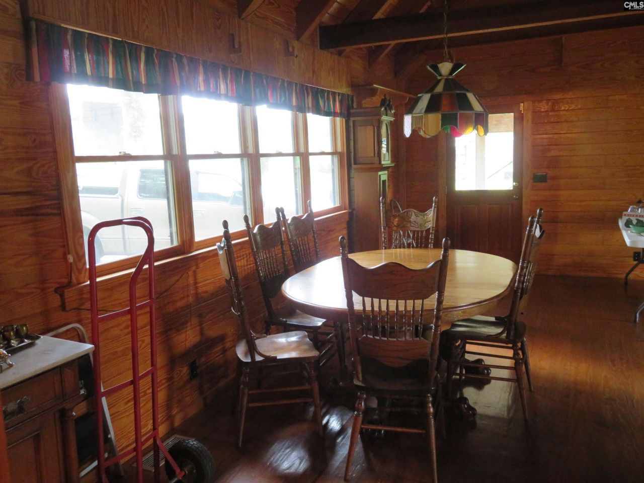 228 Shady Springs Road Photo 11