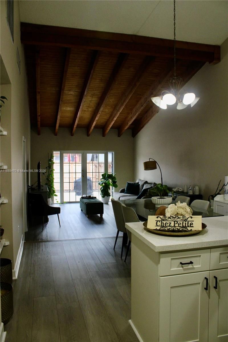 2330 Plum Ct, Pembroke Pines, FL 33026 Photo