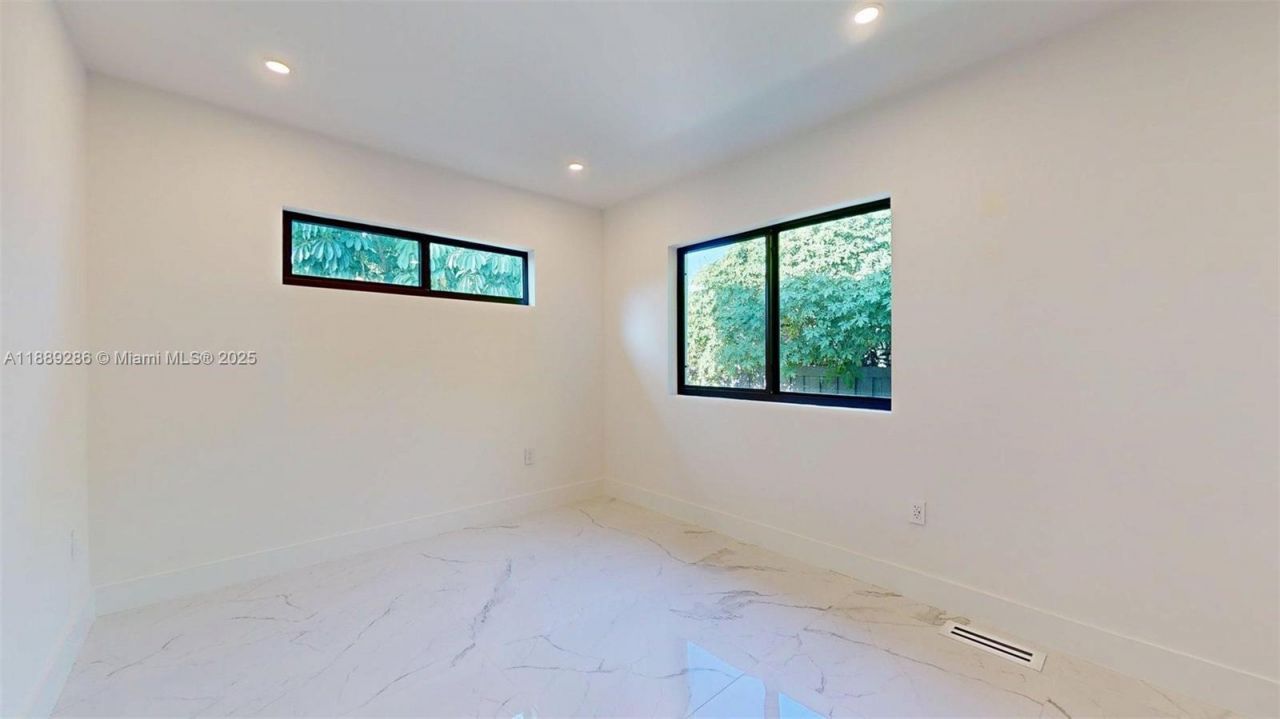 641 Nightingale Ave, Miami Springs, FL 33166 Photo