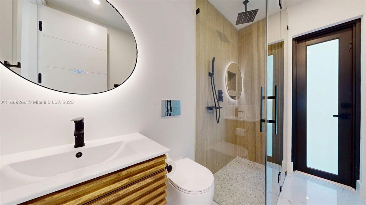 641 Nightingale Ave, Miami Springs, FL 33166 Photo