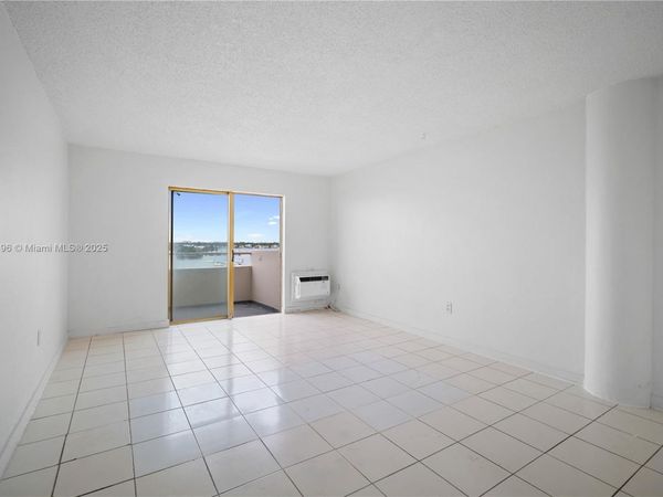 7904 West Dr, Unit 605, North Bay Village, FL 33141