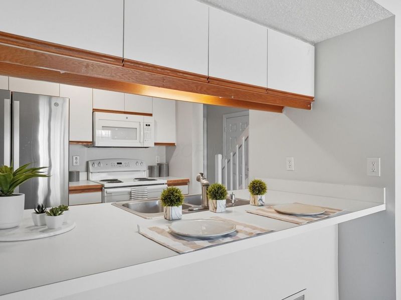 5589 Valencia Park Boulevard, Unit 11A, Hilliard, OH 43026 Photo 14