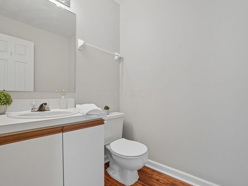 5589 Valencia Park Boulevard, Unit 11A, Hilliard, OH 43026 Photo 20