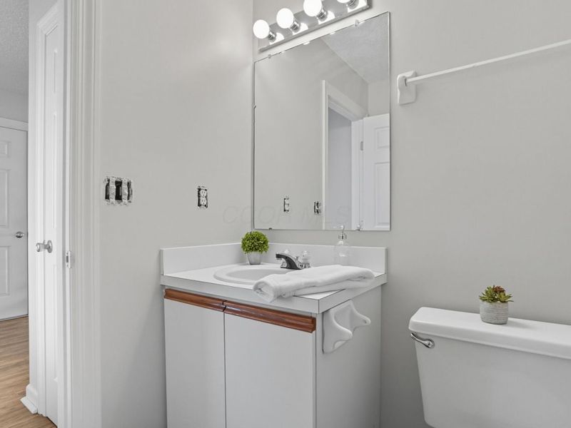 5589 Valencia Park Boulevard, Unit 11A, Hilliard, OH 43026 Photo 21