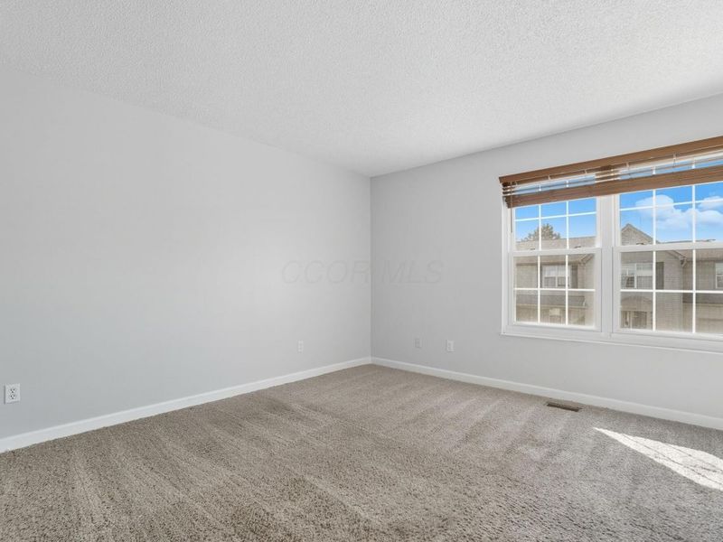 5589 Valencia Park Boulevard, Unit 11A, Hilliard, OH 43026 Photo 28