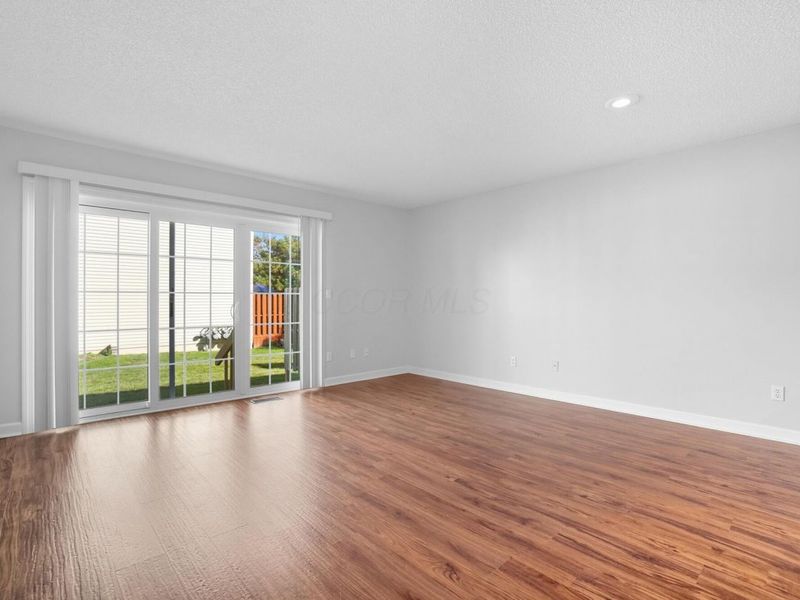 5589 Valencia Park Boulevard, Unit 11A, Hilliard, OH 43026 Photo 7