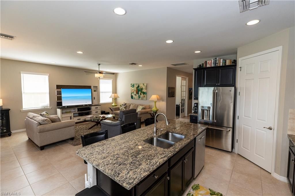 4147 Dutchess Park Rd, Fort Myers, FL 33916 Photo