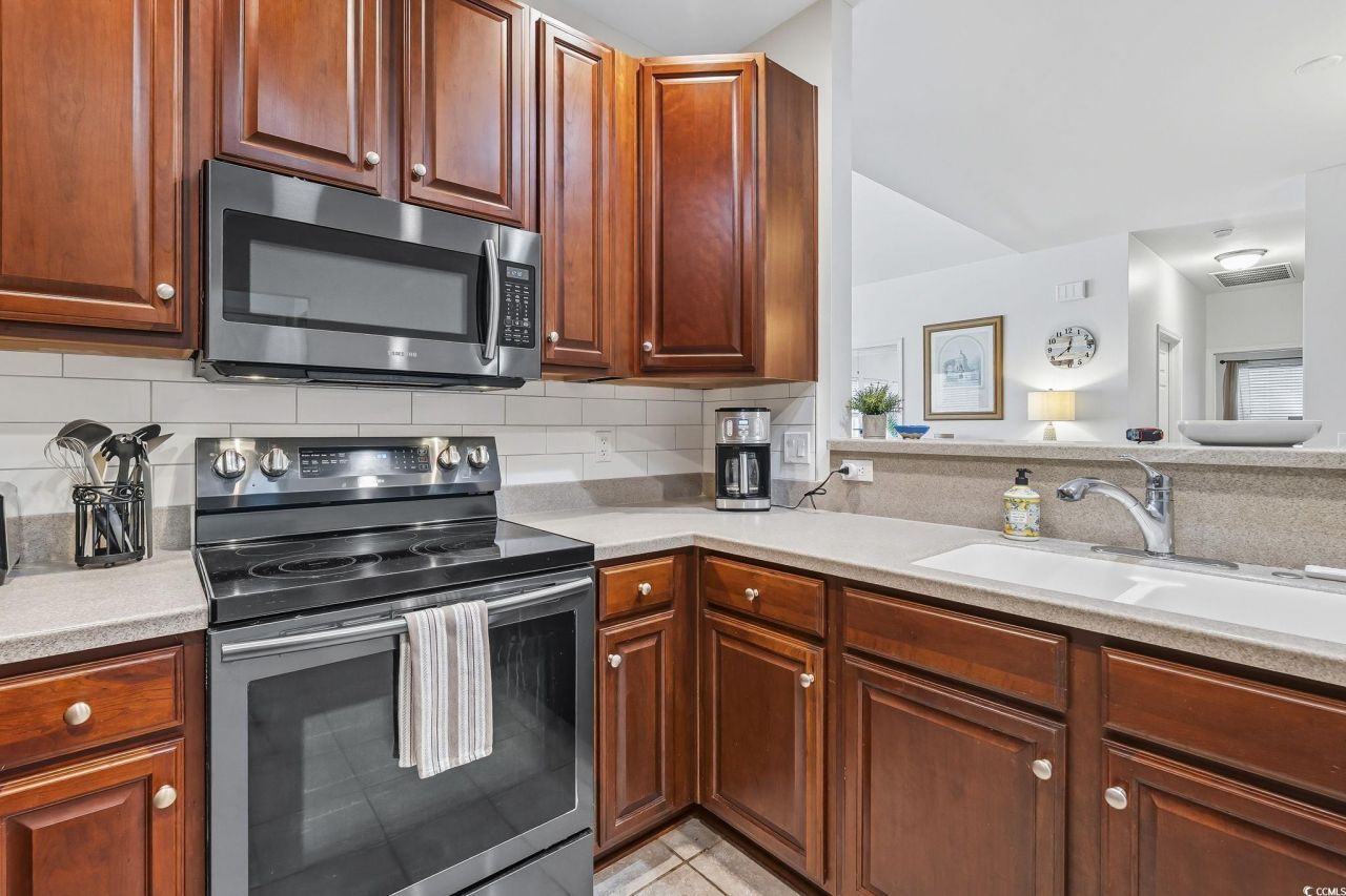 85-1 Highgrove Ct. Photo 16