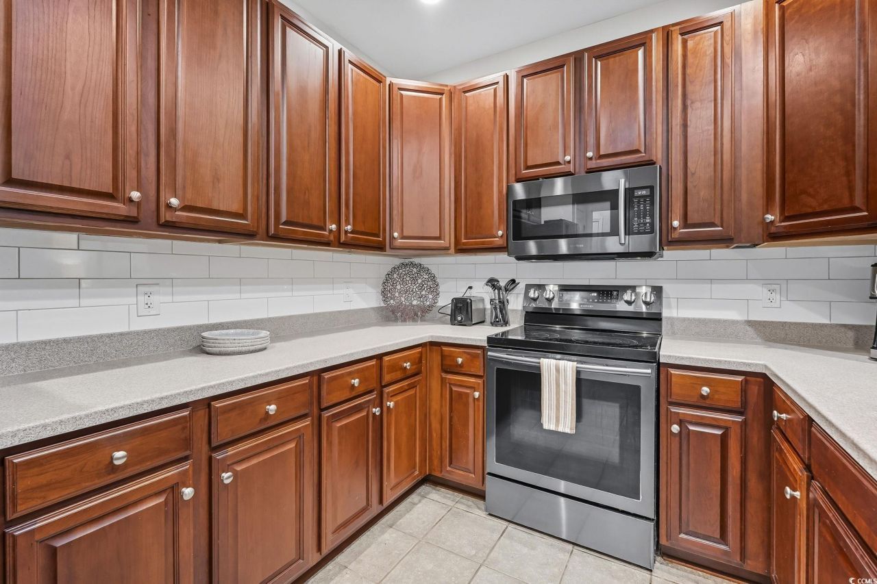 85-1 Highgrove Ct. Photo 17