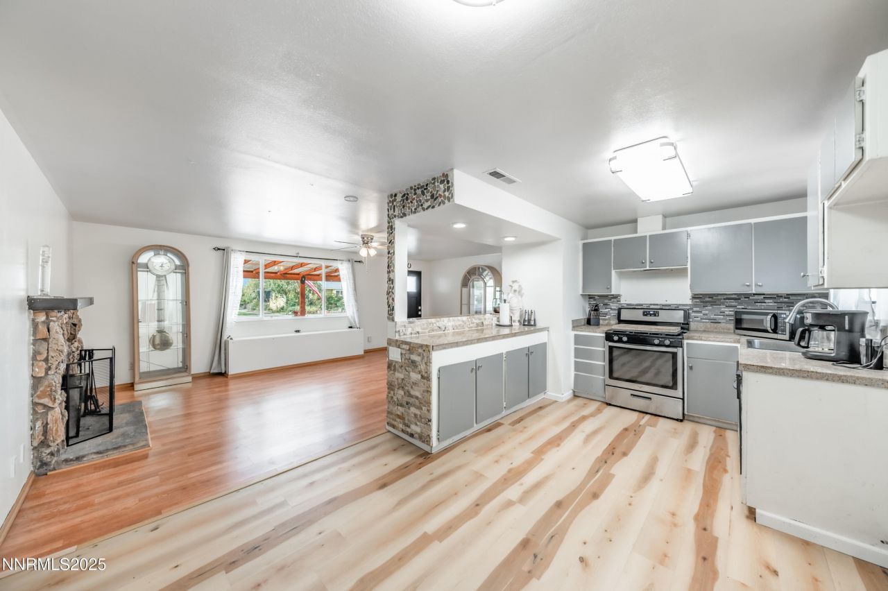 1193 Manhattan Way, Gardnerville, NV 89460 Photo