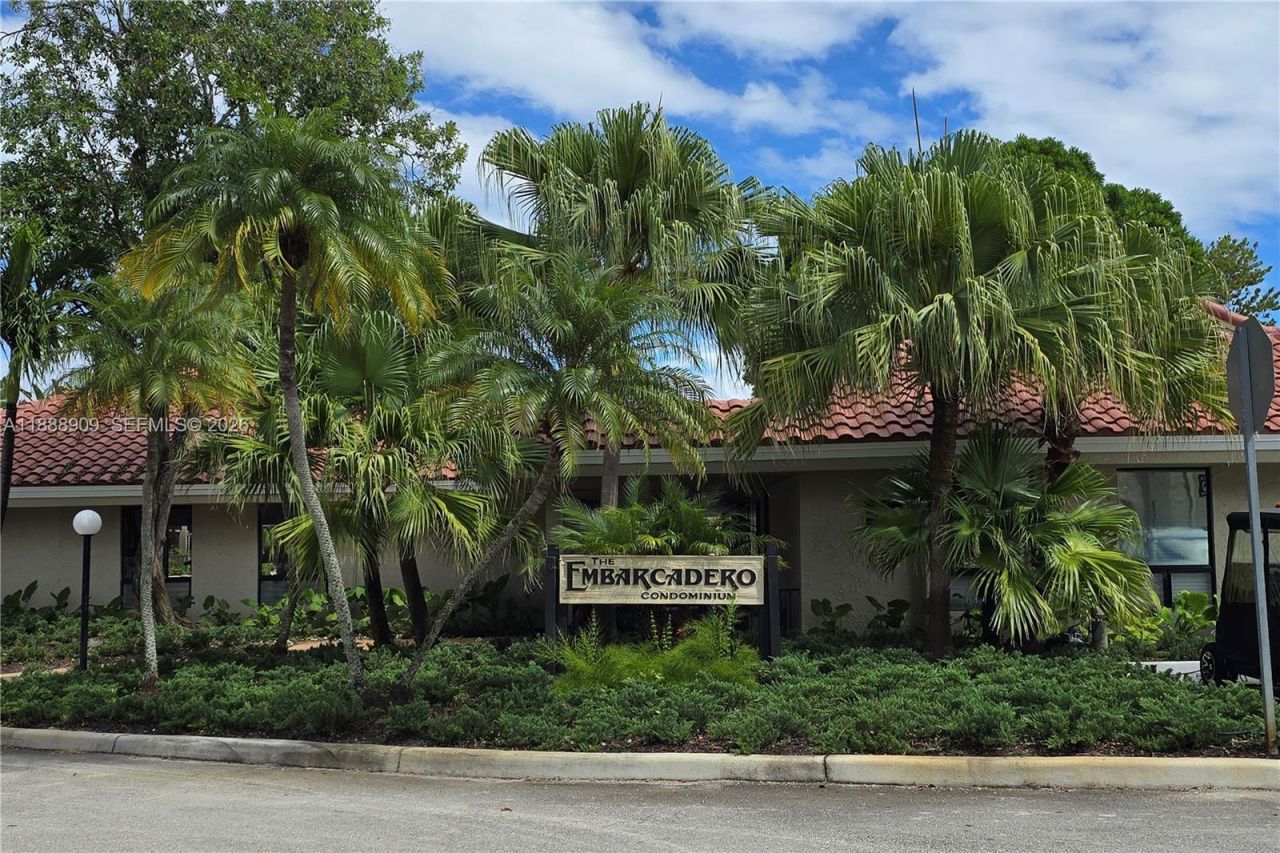 5216 NE 6th Ave, Unit B3, Oakland Park, FL 33334 Photo