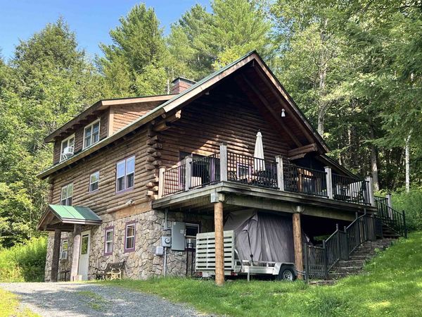 211 Wood Road, Hartford, VT 05059