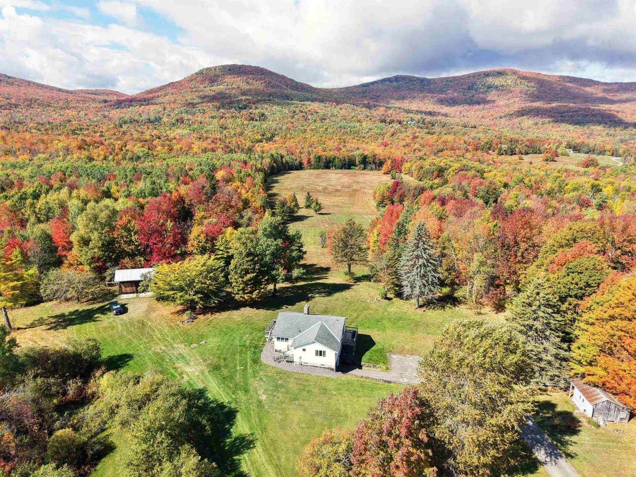 572 Blakely Road Wheelock, VT 05851