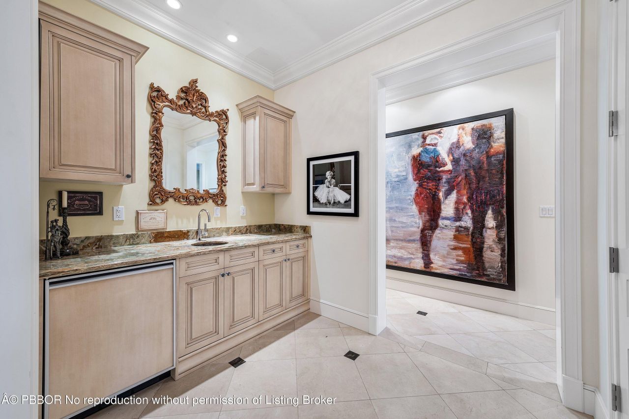 242 Wells Road, Palm Beach, FL 33480 Photo