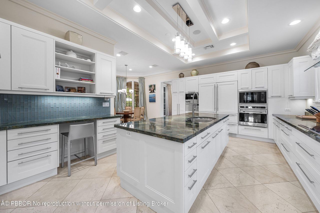 242 Wells Road, Palm Beach, FL 33480 Photo