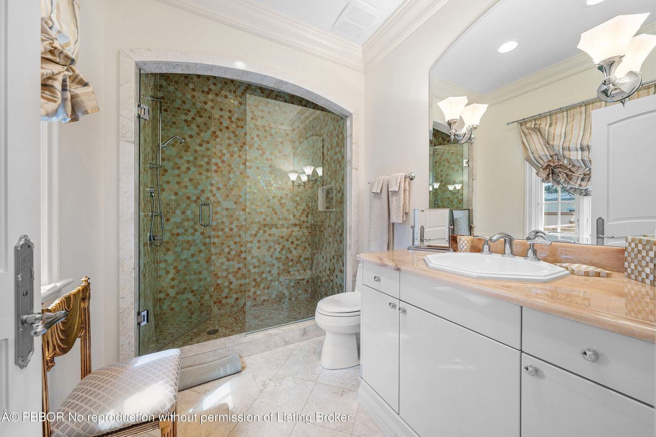 242 Wells Road, Palm Beach, FL 33480 Photo