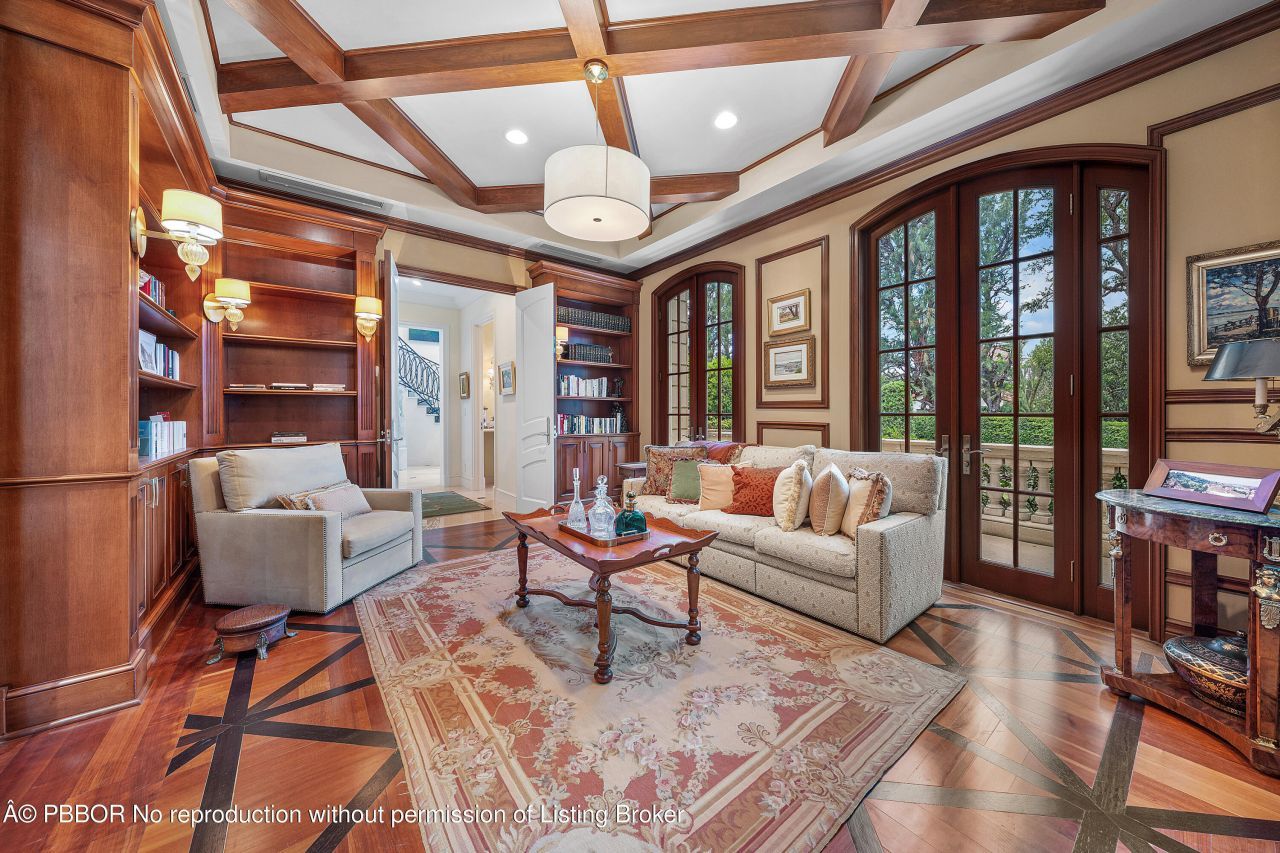 242 Wells Road, Palm Beach, FL 33480 Photo