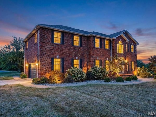 334 Spring Lake Road, Millstadt, IL 62260