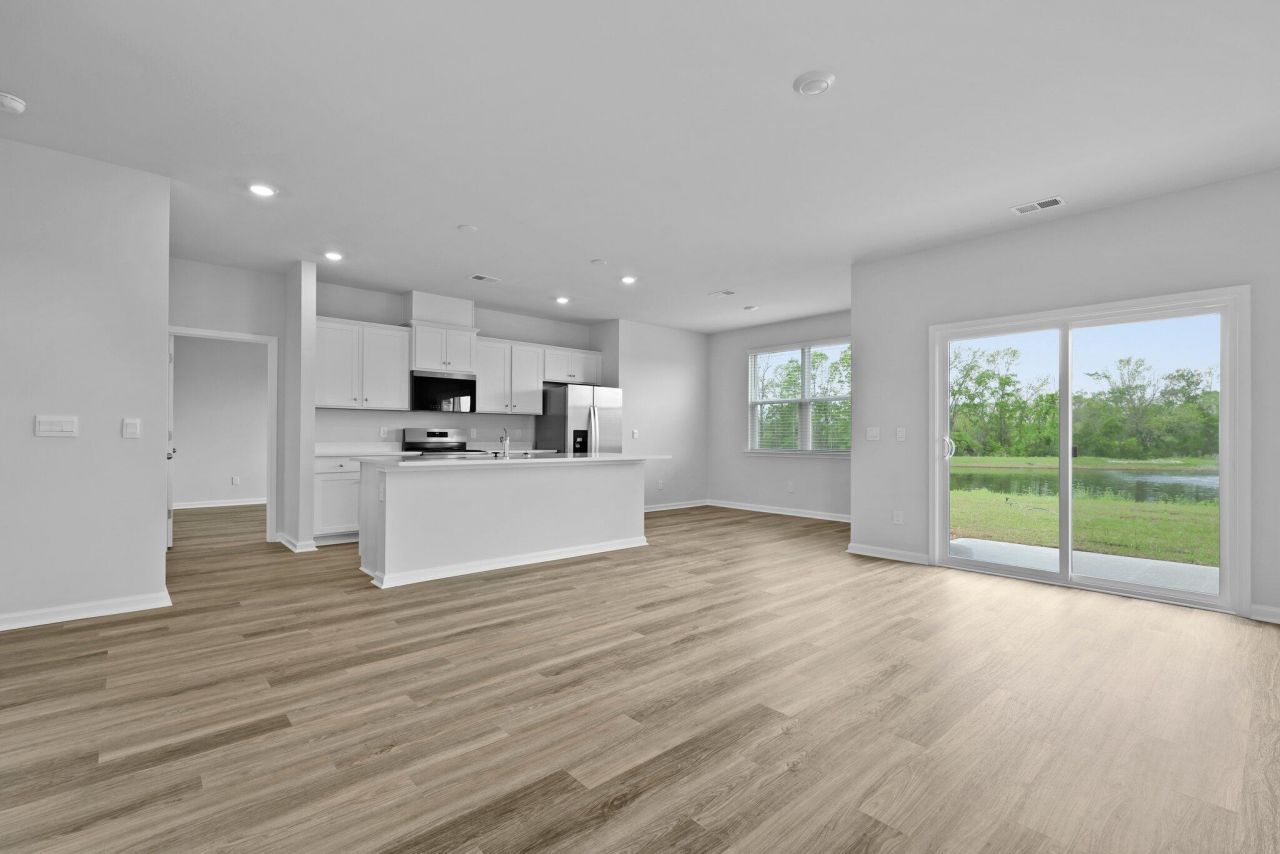 330 Willow Run Drive Photo 13