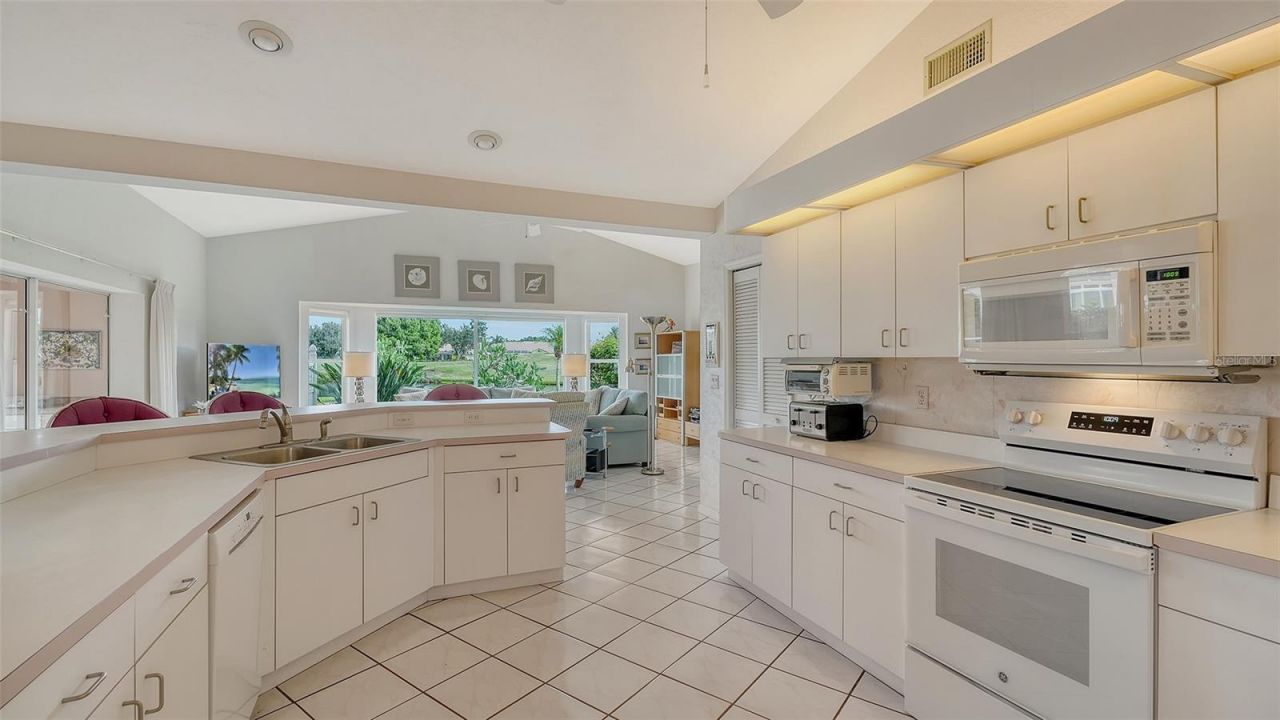 6803 Drewrys Bluff, Bradenton, FL 34203 Photo