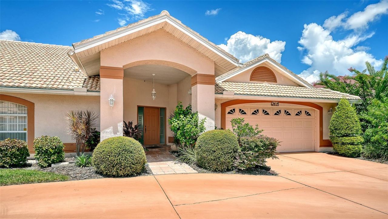 6803 Drewrys Bluff, Bradenton, FL 34203 Photo