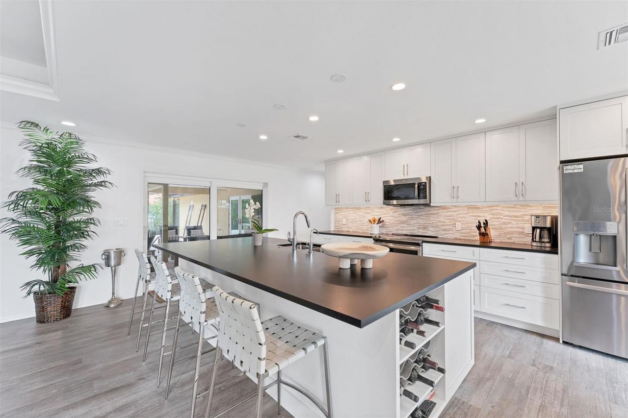 312 Yacht Harbor Drive, Osprey, FL 34229 Photo