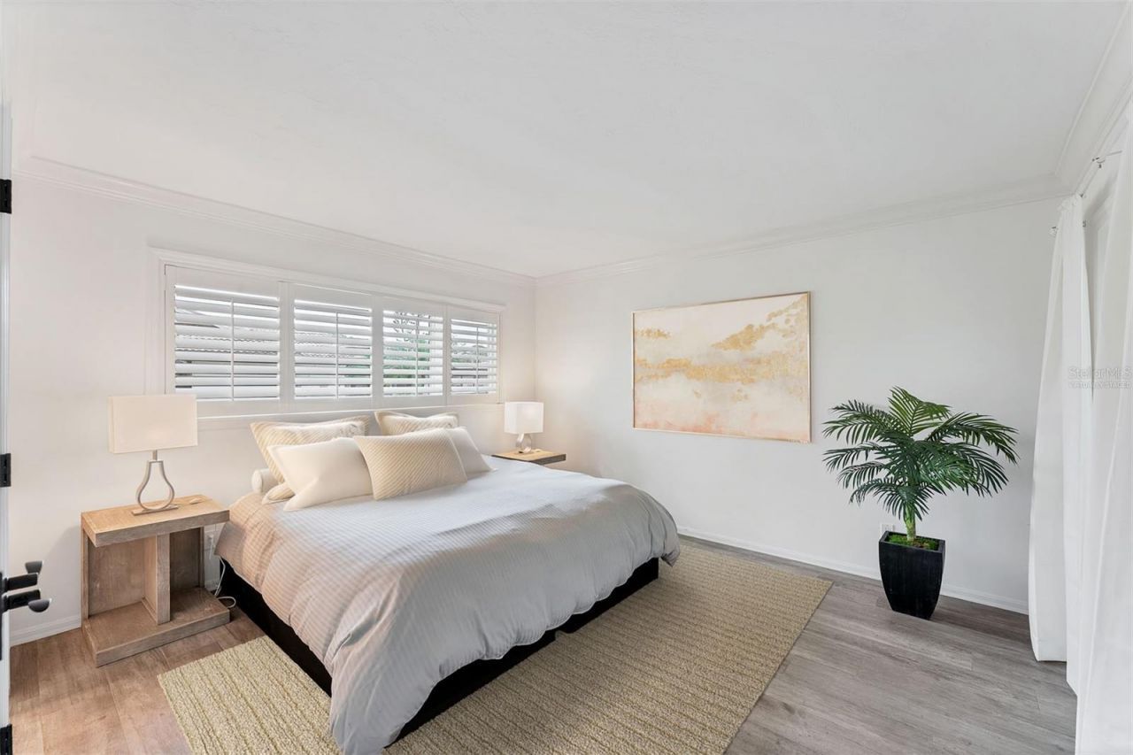 312 Yacht Harbor Drive, Osprey, FL 34229 Photo