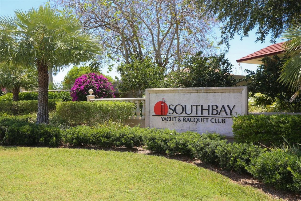 312 Yacht Harbor Drive, Osprey, FL 34229 Photo