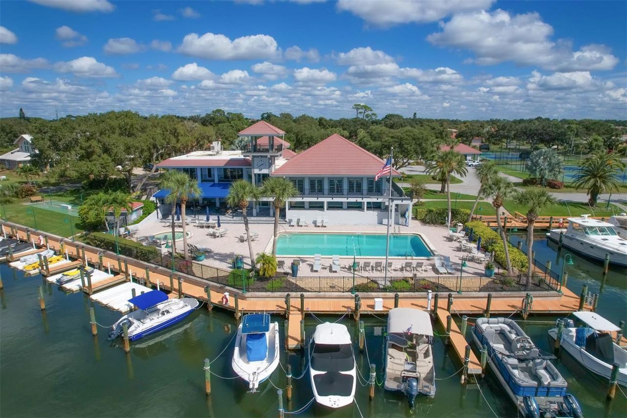 312 Yacht Harbor Drive, Osprey, FL 34229 Photo