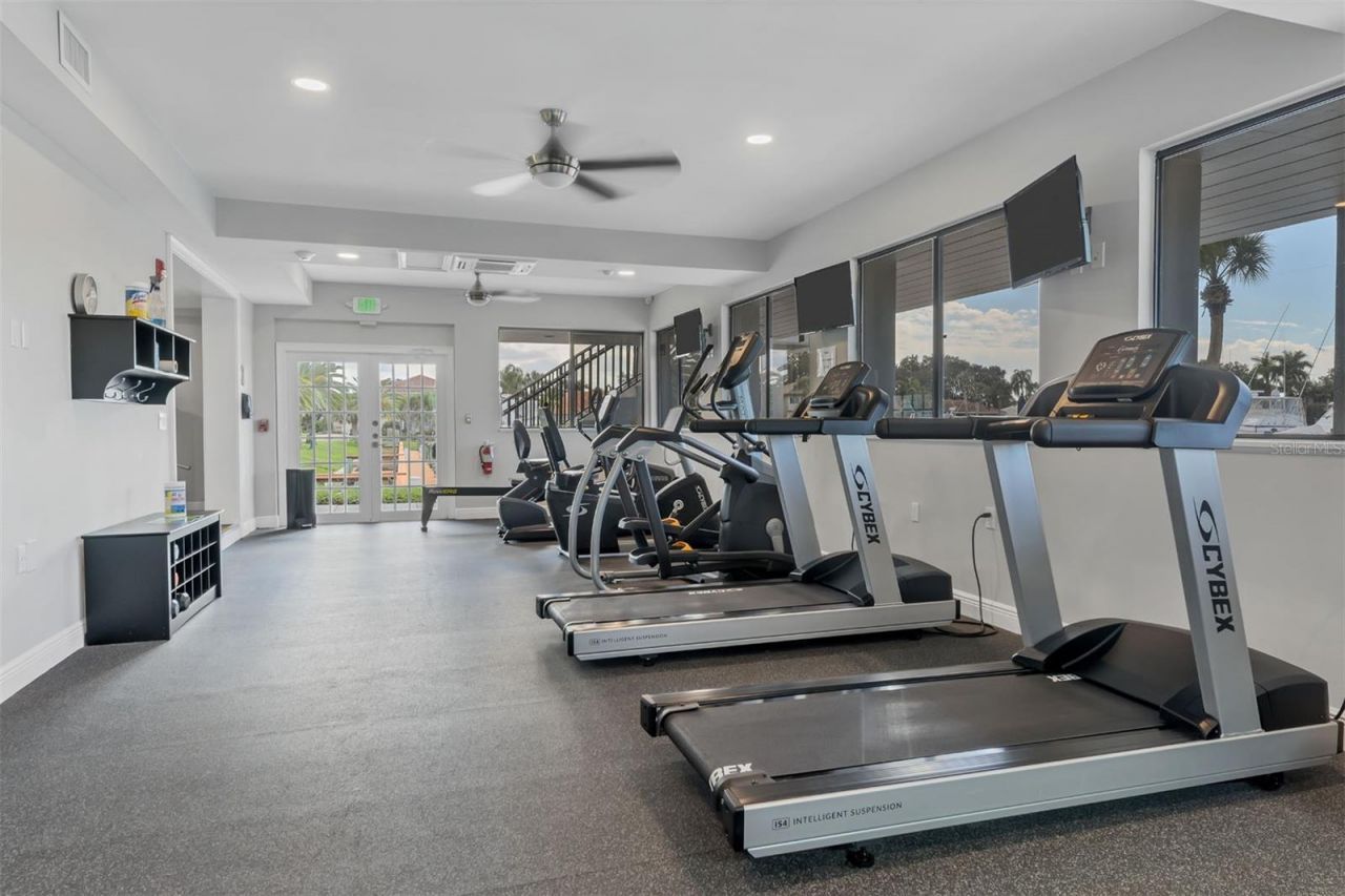 312 Yacht Harbor Drive, Osprey, FL 34229 Photo