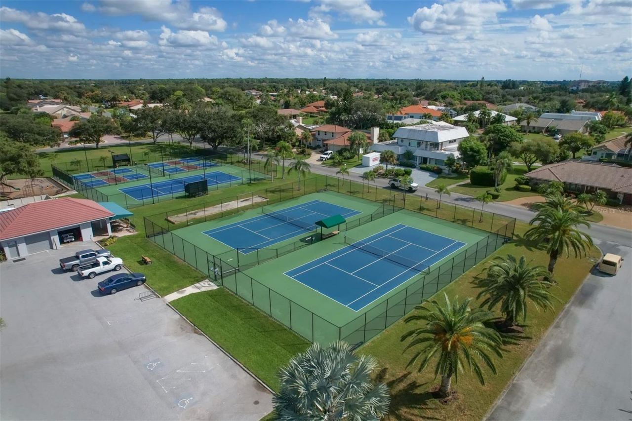 312 Yacht Harbor Drive, Osprey, FL 34229 Photo
