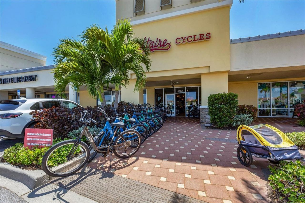 312 Yacht Harbor Drive, Osprey, FL 34229 Photo