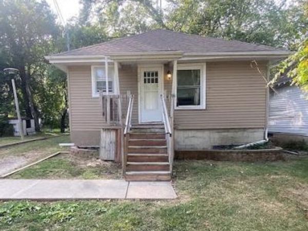 224 Mifflin Avenue, Lansing, MI 48912