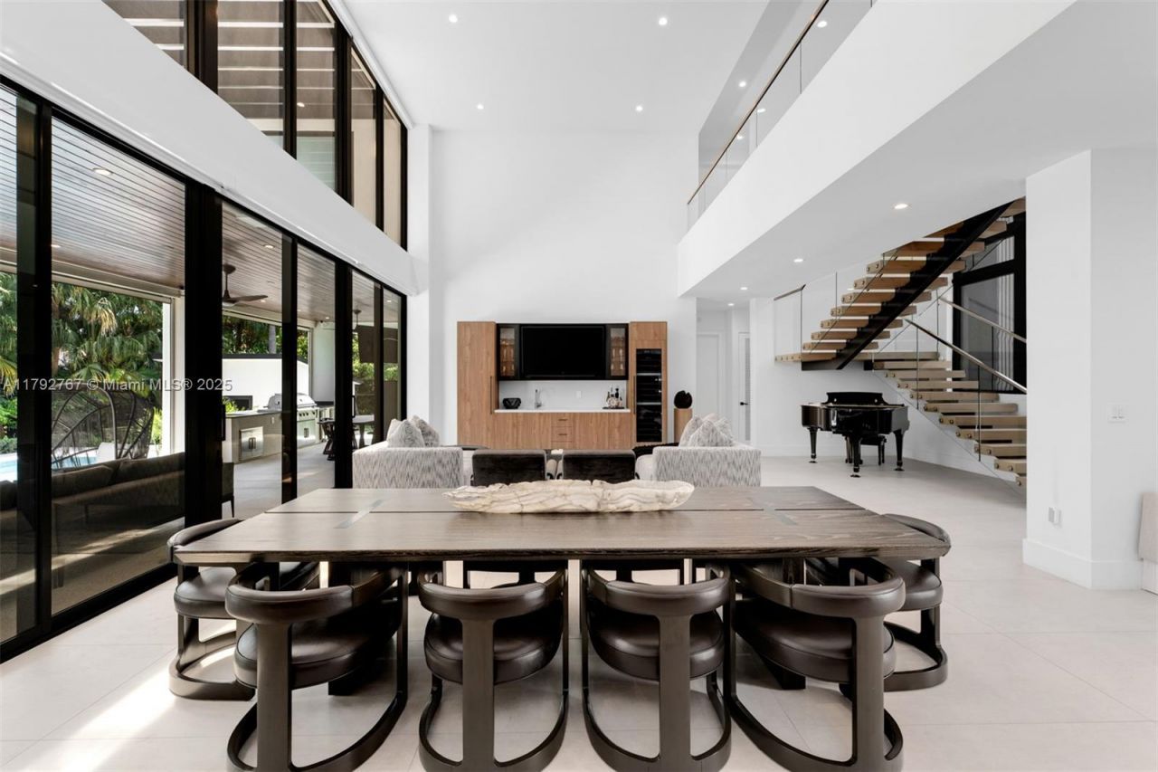 13180 Old Cutler Rd, Pinecrest, FL 33156 Photo