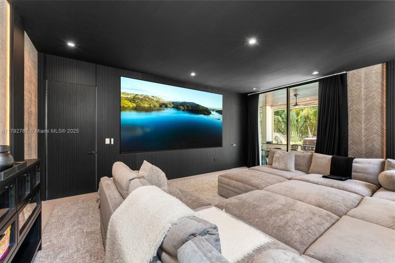 13180 Old Cutler Rd, Pinecrest, FL 33156 Photo