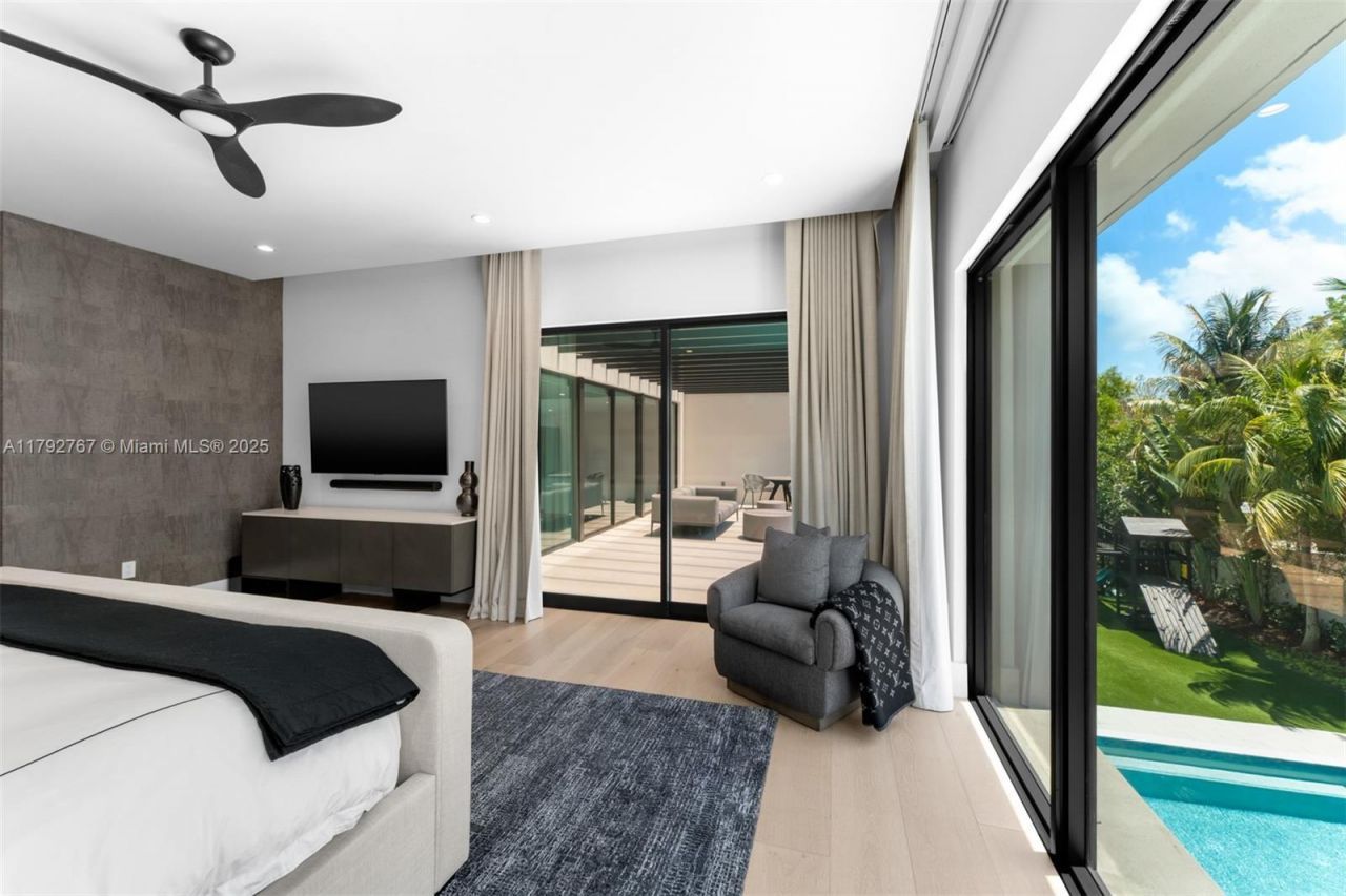 13180 Old Cutler Rd, Pinecrest, FL 33156 Photo