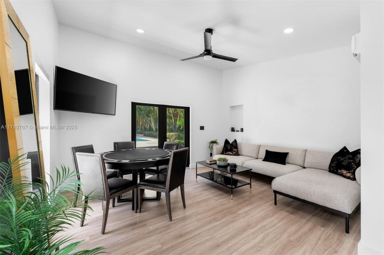 13180 Old Cutler Rd, Pinecrest, FL 33156 Photo