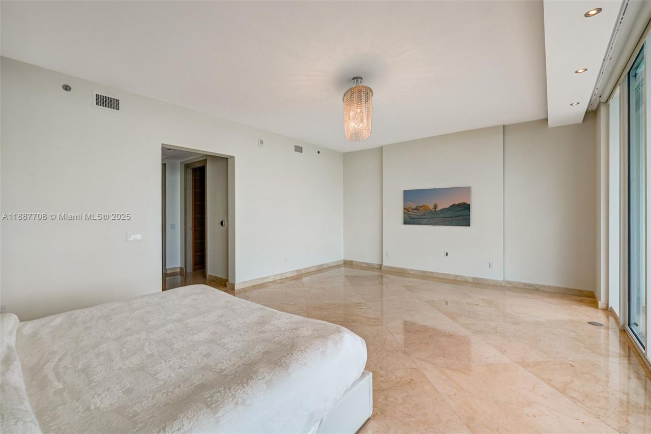 2711 S Ocean Dr, Unit 3705, Hollywood, FL 33019 Photo