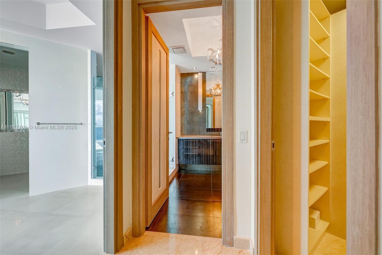 2711 S Ocean Dr, Unit 3705, Hollywood, FL 33019 Photo