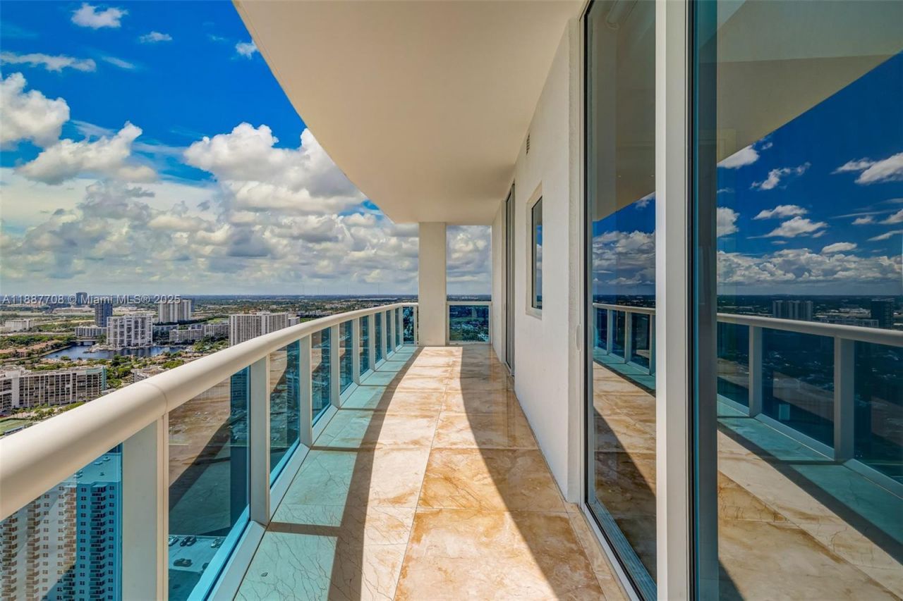 2711 S Ocean Dr, Unit 3705, Hollywood, FL 33019 Photo