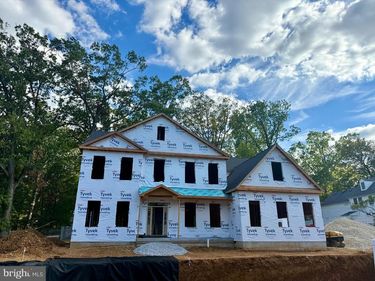 50 FARISTON ROAD, WAYNE, PA 19087