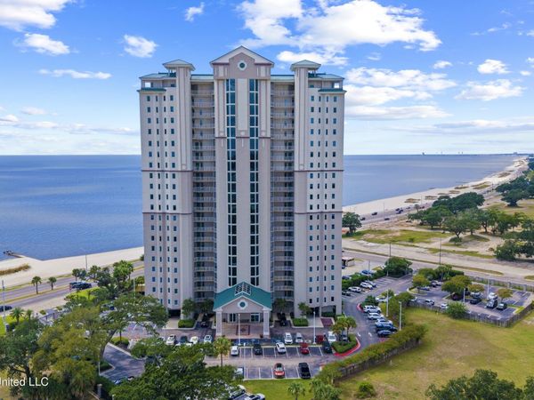 2668 Beach Boulevard, Biloxi, MS 39531