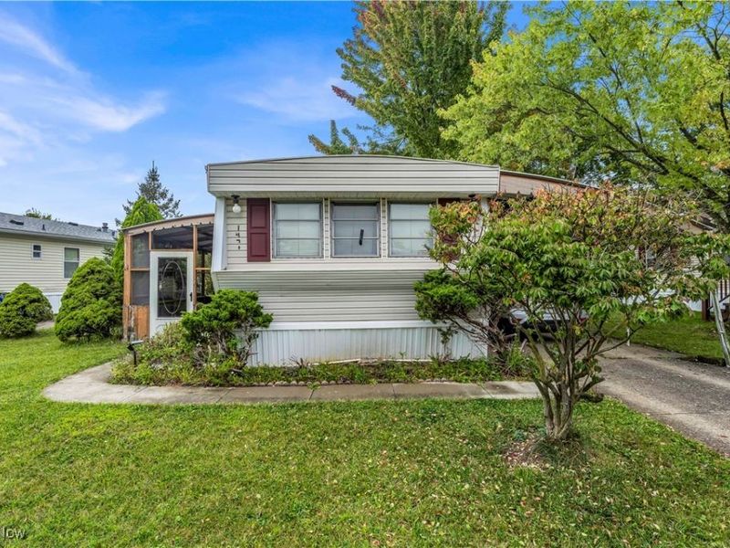 1471 Lancelot Drive, Streetsboro, OH 44241 Photo 2