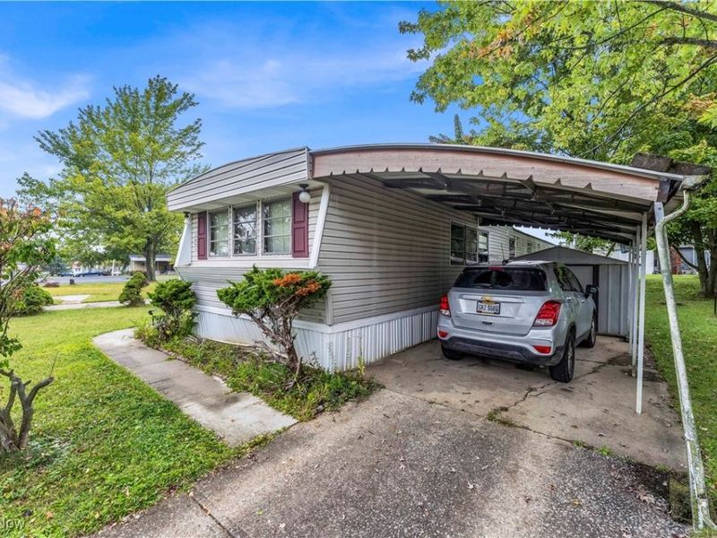 1471 Lancelot Drive, Streetsboro, OH 44241 Photo 3