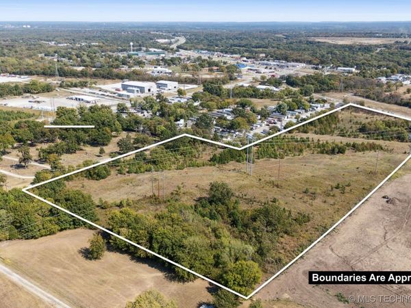 S Cherokee Street , Catoosa, OK 74015