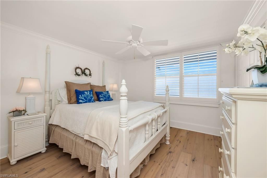 2121 Gulf Shore Blvd N, Unit 206, Naples, FL 34102 Photo