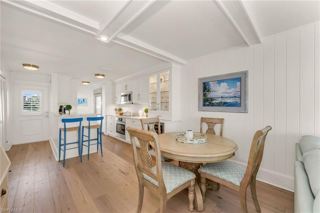 2121 Gulf Shore Blvd N, Unit 206, Naples, FL 34102 Photo