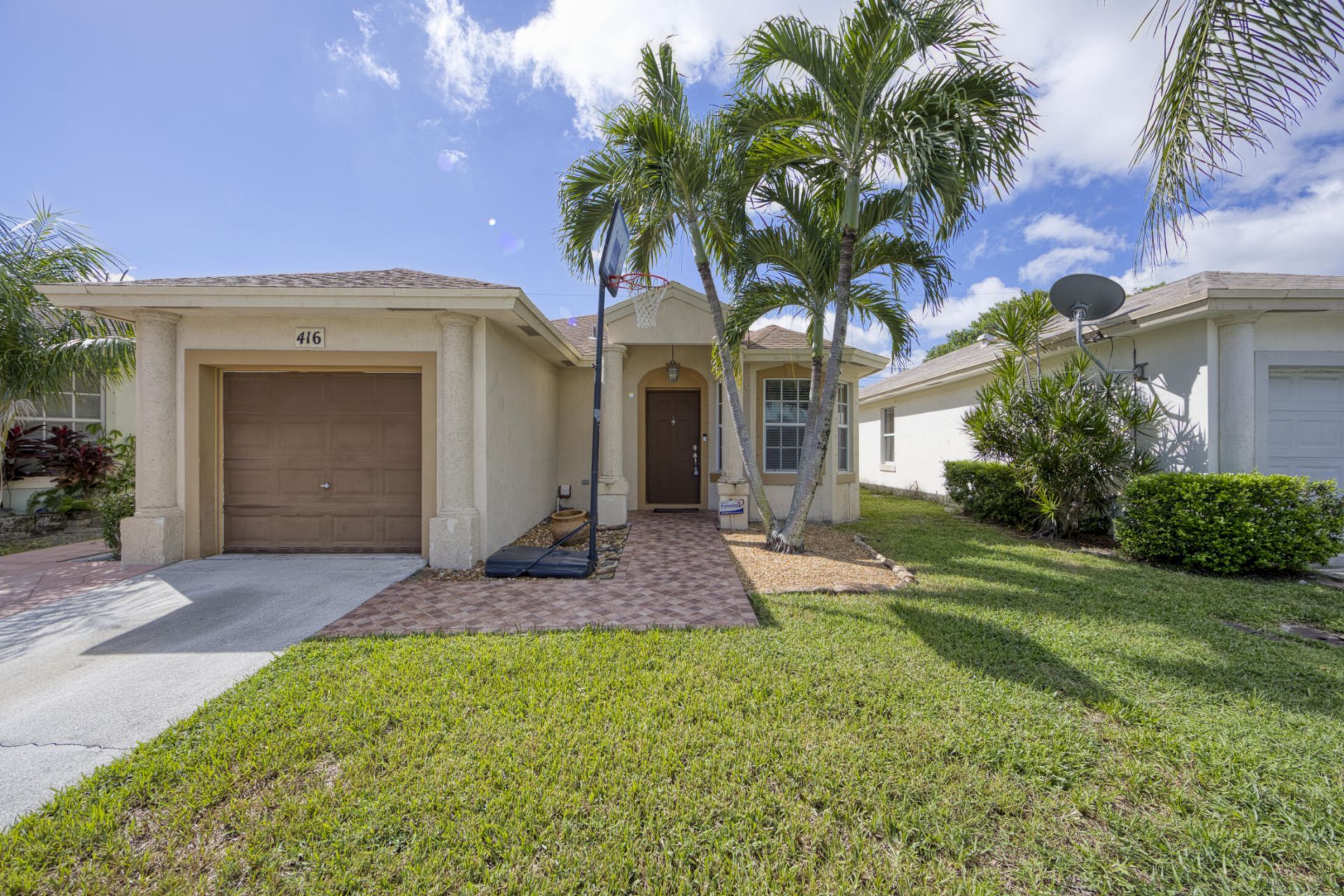 416 Circle Drive S, Boynton Beach, FL 33435 Photo