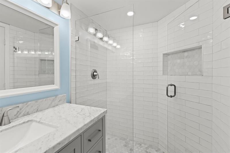 2106 S Cypress Bend Drive, Unit 506, Pompano Beach, FL 33069 Photo